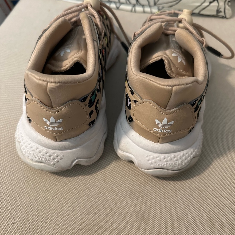 Adidas leopard sneakers - Picture 2 of 6